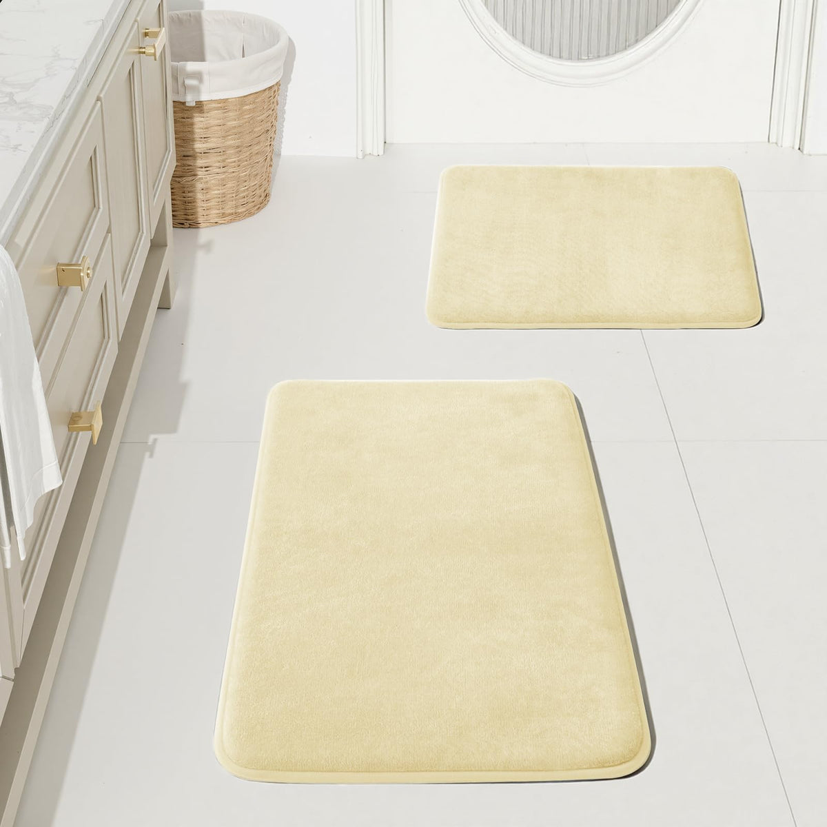 HUXMEYSON Bathroom Rugs Sets 3 Piece, Non-Slip & Quick Dry Bath Mat Set, Ultra Soft Velvet Bath Rugs for Bathroom, Toilet and Shower Floor, Grey