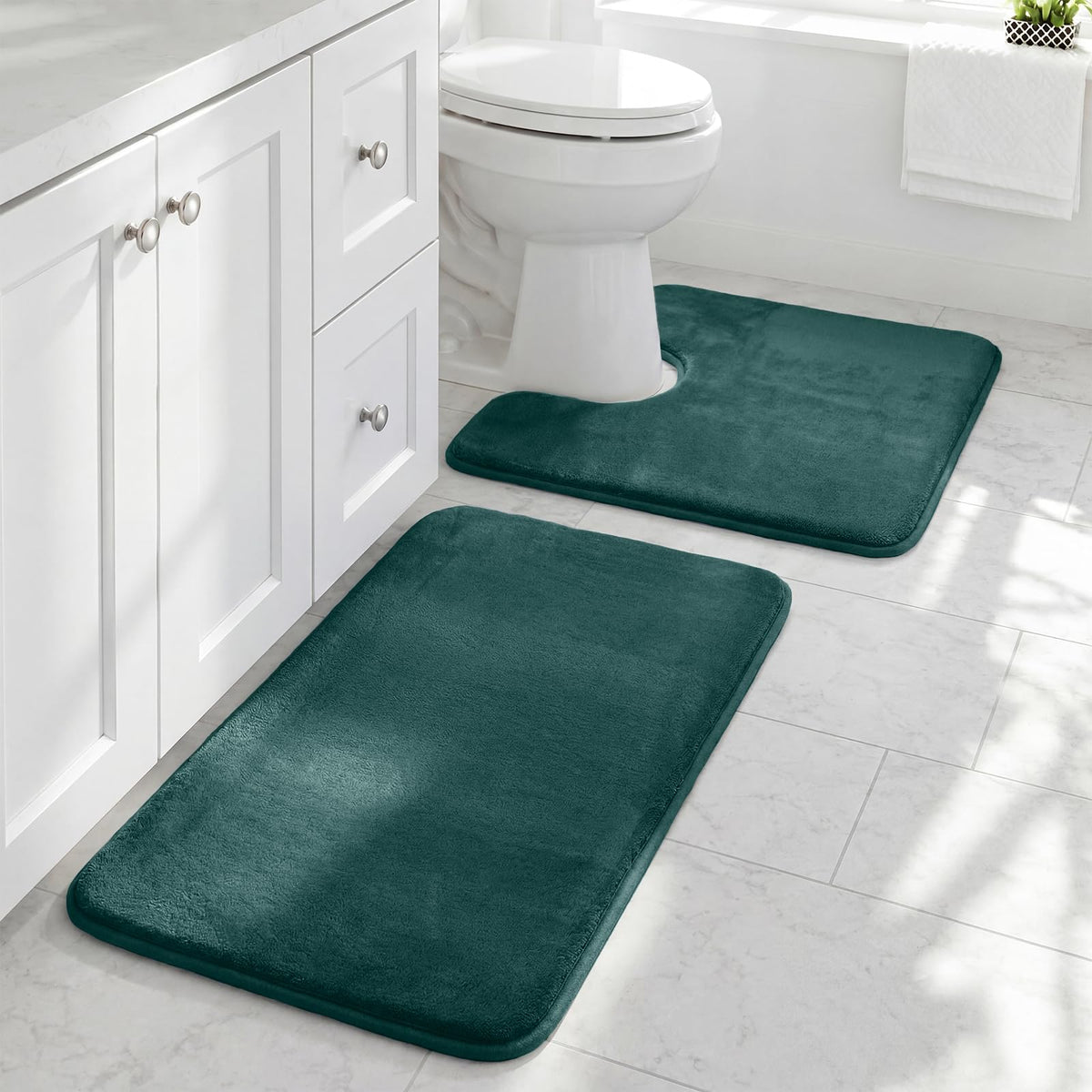 HUXMEYSON Bathroom Rugs Sets 2 Piece, Non-Slip & Quick Dry Bath Mat Set, Ultra Soft Velvet Bath Rugs for Bathroom, Toilet and Shower Floor, Navy