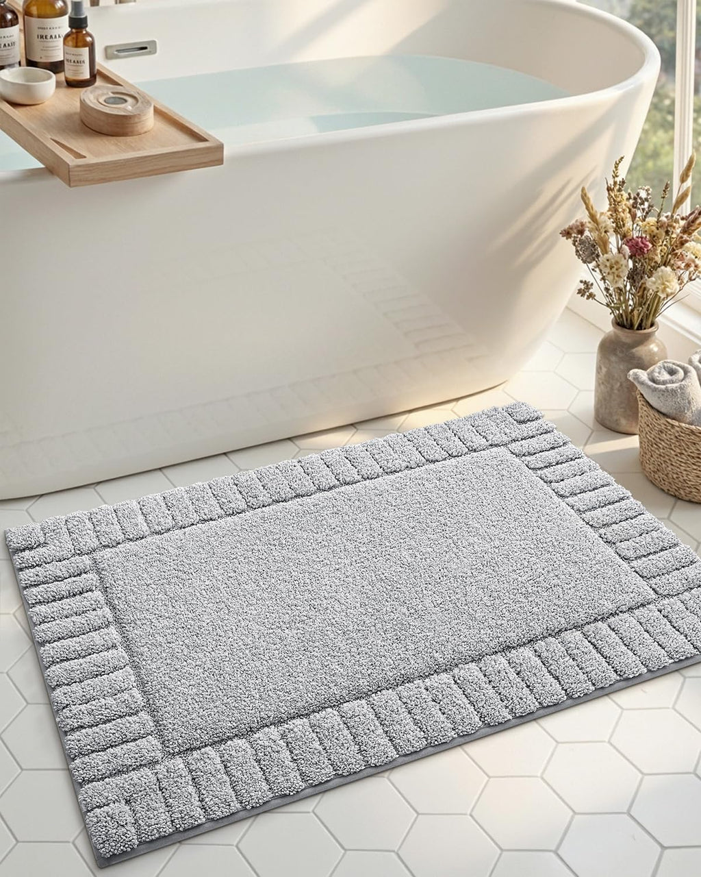 DEXI Bathroom Rugs Non Slip Washable, 36x24 Quick Dry Bath Mat, White