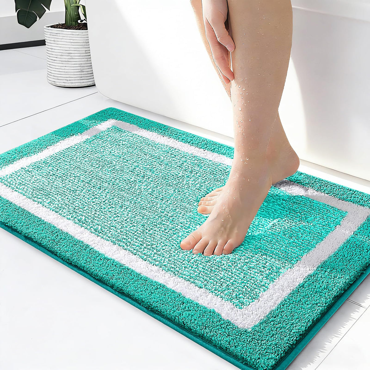 OLANLY Bathroom Rugs 36x24, Soft Absorbent Microfiber Bath Rugs, Grey