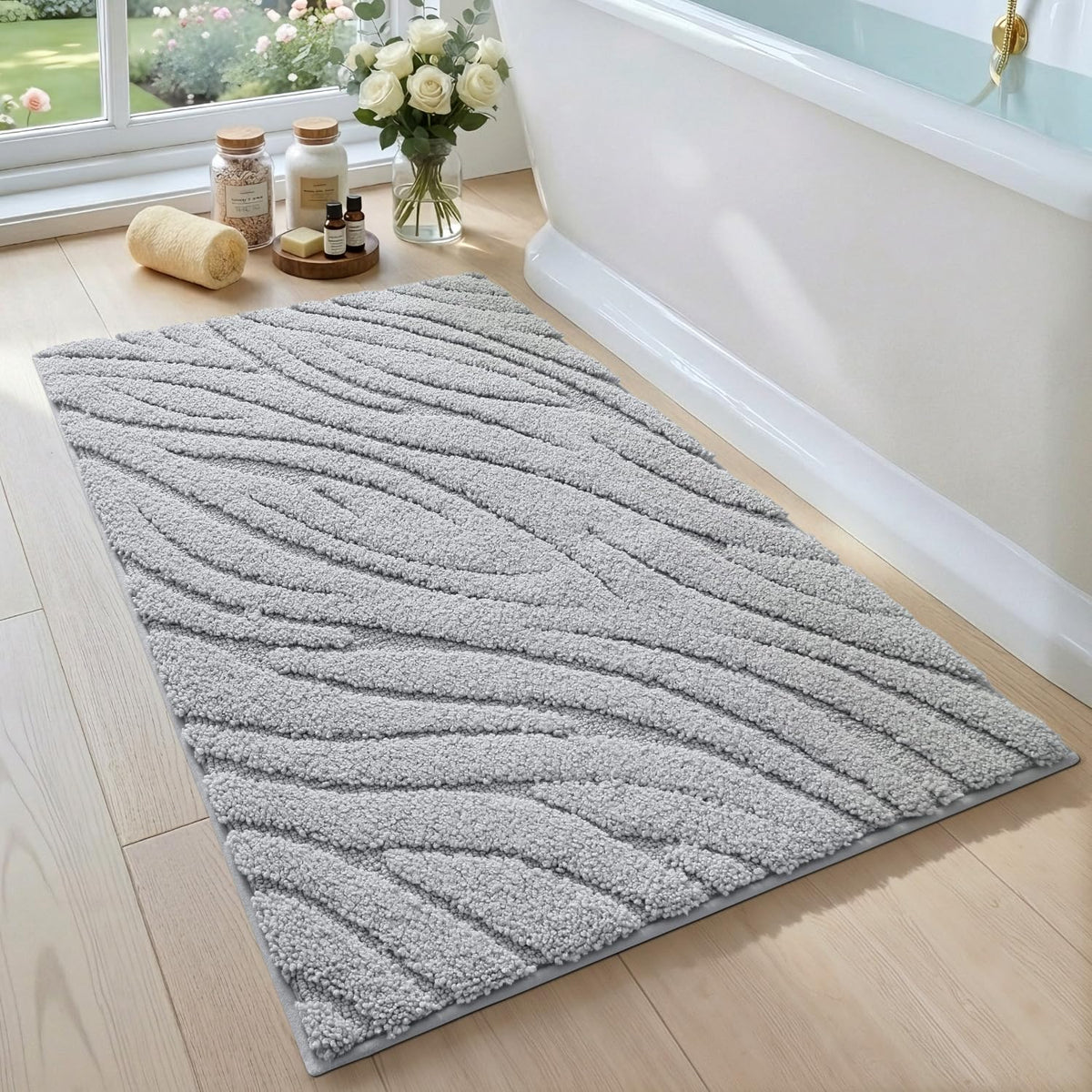 DEXI Bathroom Rugs Non Slip Washable, 36x24 Quick Dry Bath Mat, White