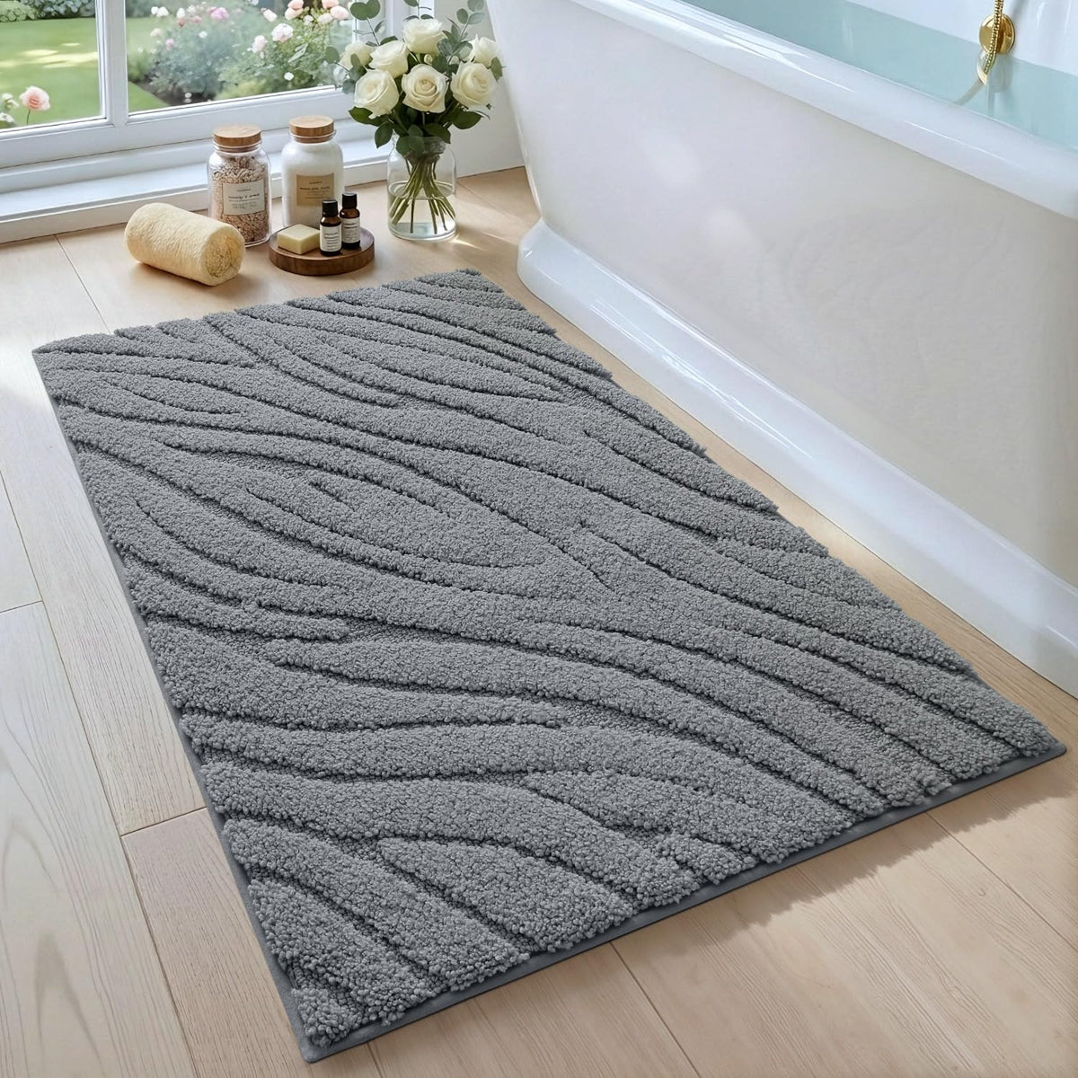 DEXI Bathroom Rugs Non Slip Washable, 36x24 Quick Dry Bath Mat, White