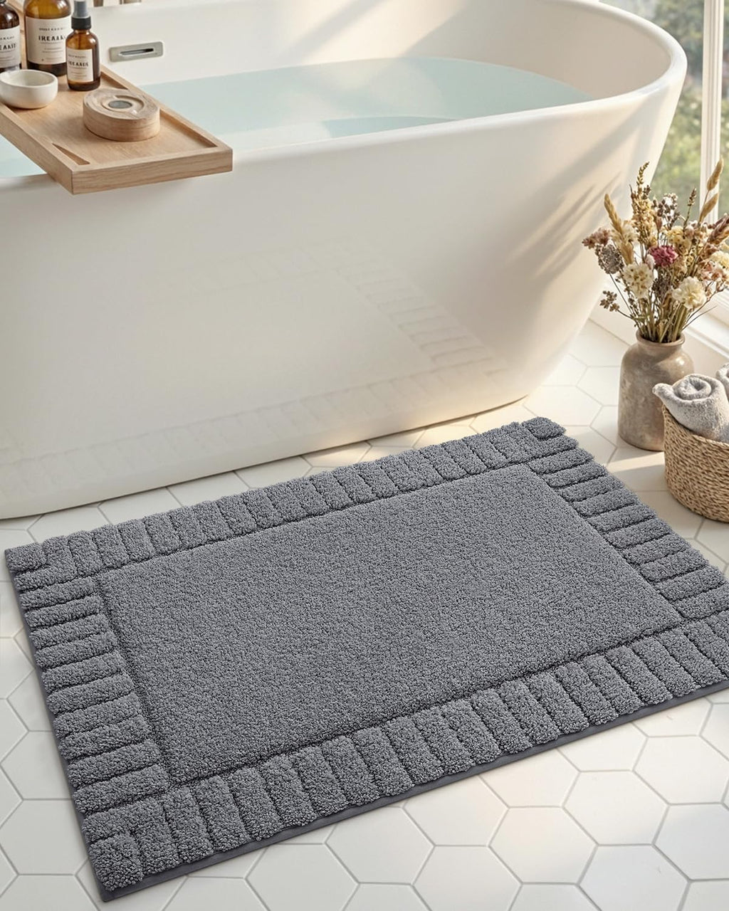 DEXI Bathroom Rugs Non Slip Washable, 36x24 Quick Dry Bath Mat, White