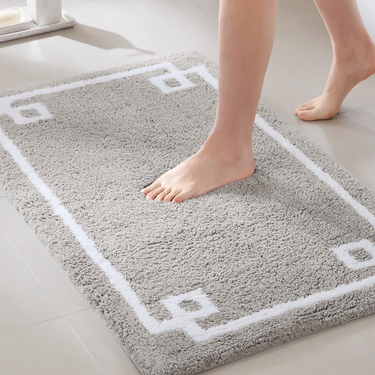 Madison Park Evan 100% Cotton Bath Rug Plush Absorbent, 20" x 30", Blue
